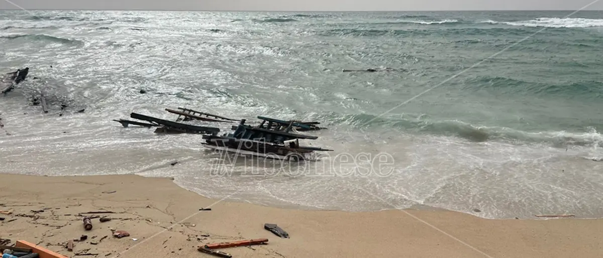 Naufragio di Cutro, rinviata l’udienza preliminare: tra i sei militari imputati anche tre del Roan di Vibo