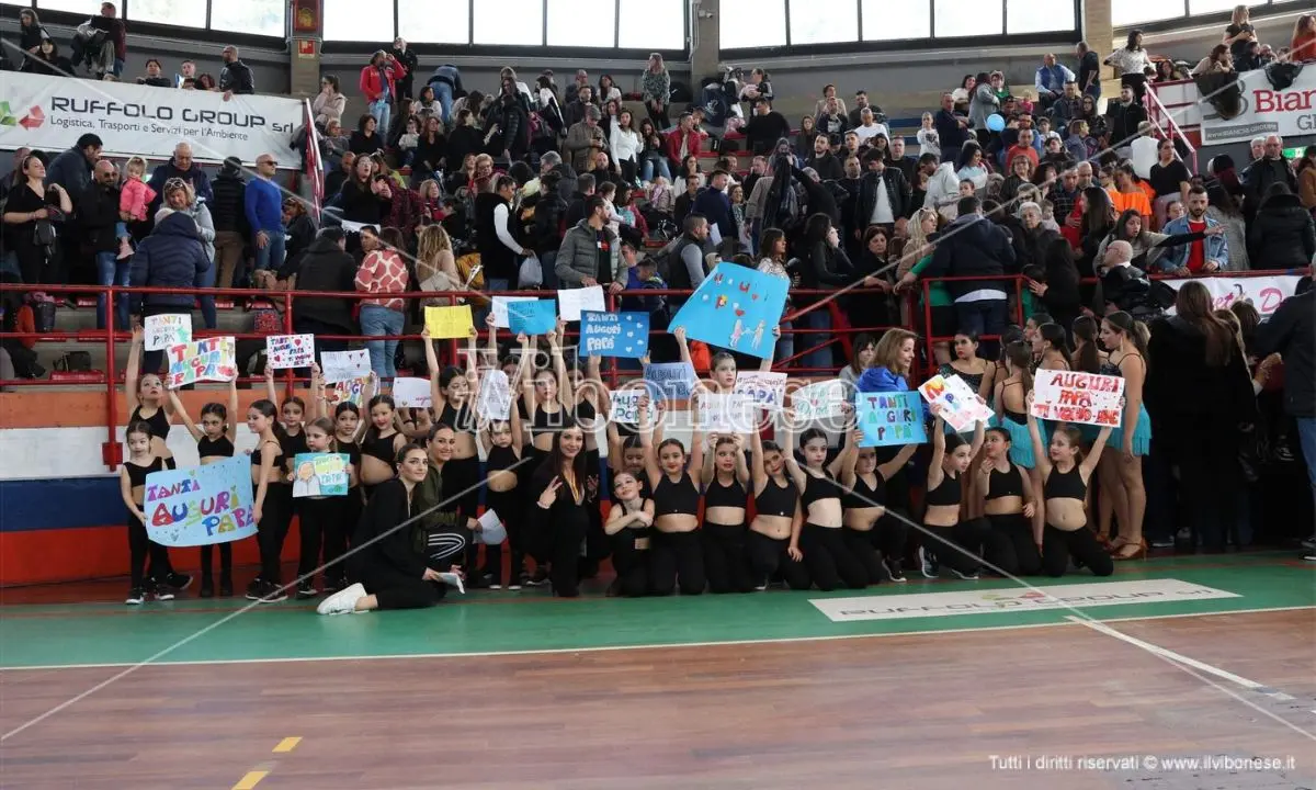 La Dance Academy F&M di Pizzo fa incetta di medaglie al campionato regionale Csen - Foto