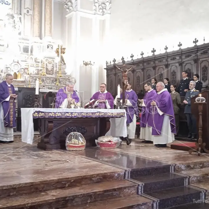 Vibo Valentia, il precetto pasquale interforze nel duomo di San Leoluca - Video