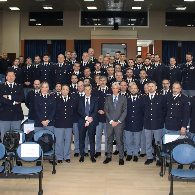 Vibo, scuola di polizia: un nuovo corso per gli operatori del reparto postale