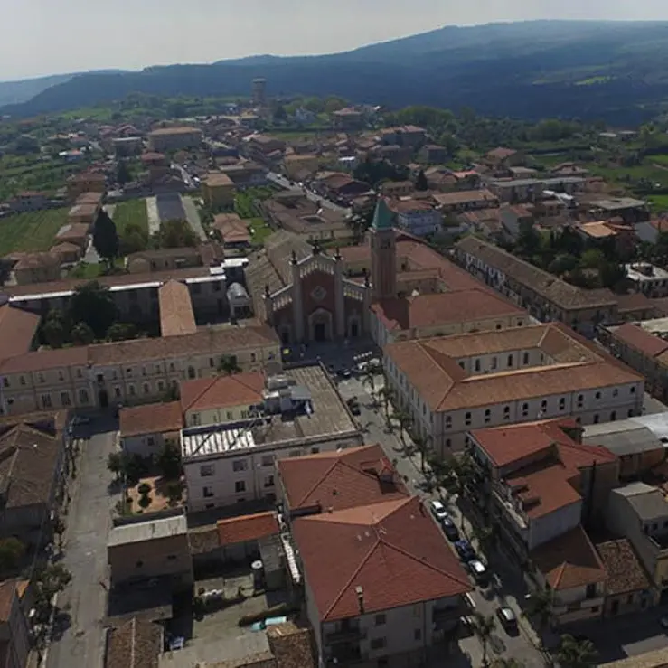 Mileto, al via la riqualificazione green della pubblica illuminazione