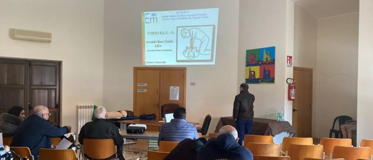 Primo soccorso, a Briatico un corso formativo sull’uso del defibrillatore
