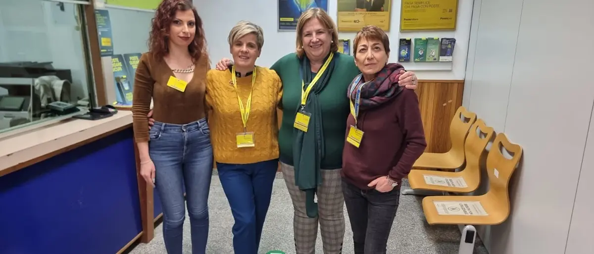 Lavoro, il \"caso\" di Sant’Onofrio e il suo ufficio postale tutto al femminile