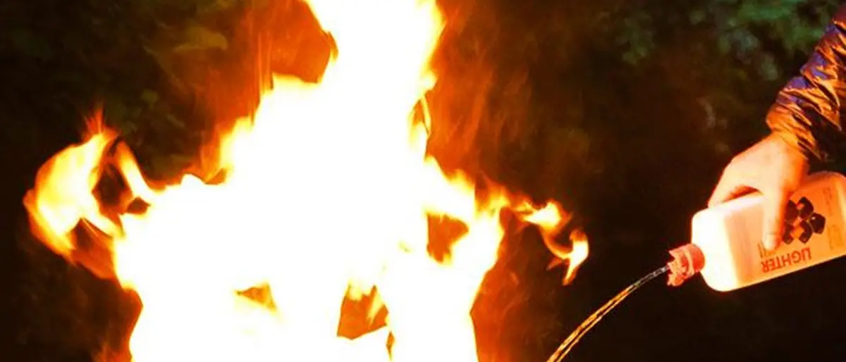 Usa l’alcol per accendere il fuoco nel camino, grave una trentenne di Maierato