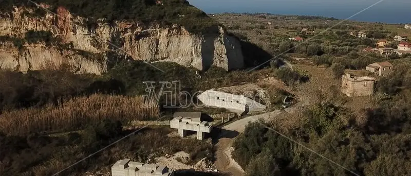 La variante della vergogna, a Caria l’eterna incompiuta che minaccia l'ambiente - Video