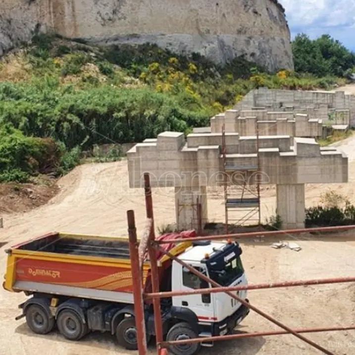 Variante di Caria, il sindaco di Drapia: «Rischio velocità e incidenti, si modifichi il tracciato»