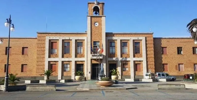 Vibo, la sede della Soget è ancora chiusa e cresce il malcontento tra i cittadini