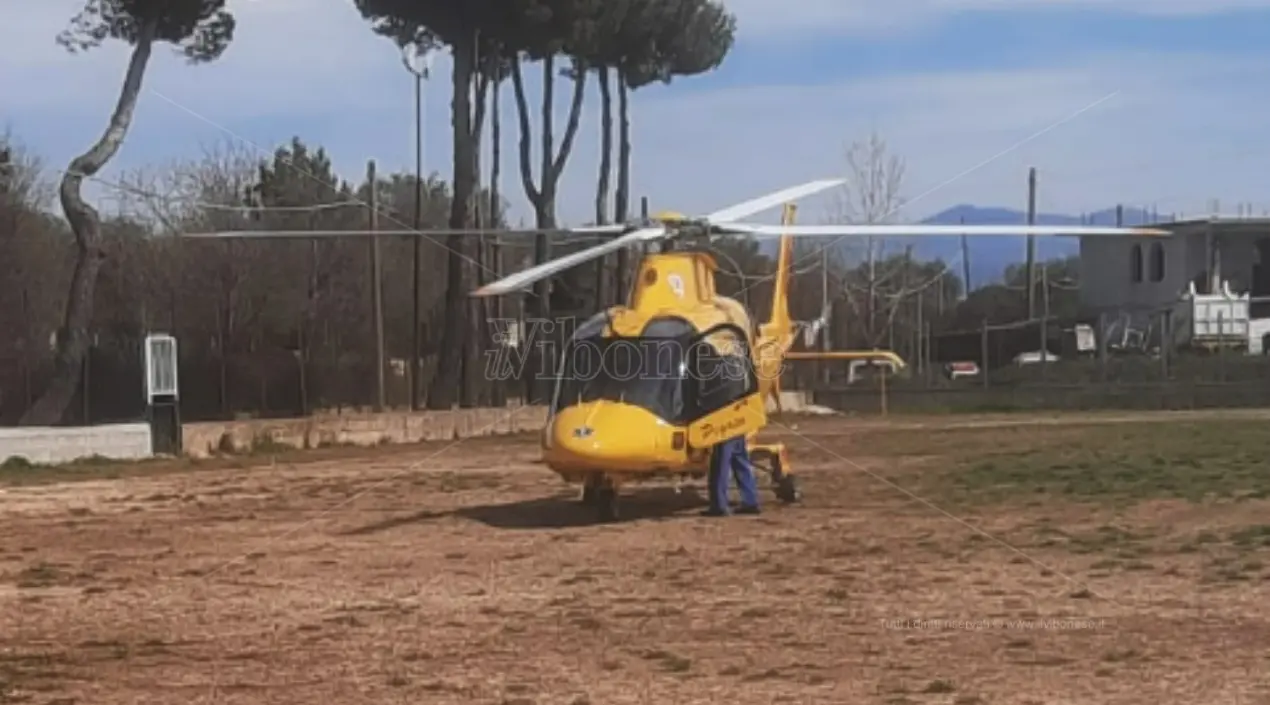 Cade da cavallo a Francica, 61enne trasportato in elisoccorso a Catanzaro