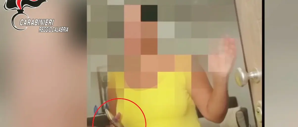 Falsa cieca per 15 anni: denunciata una 48enne nel Reggino - Video