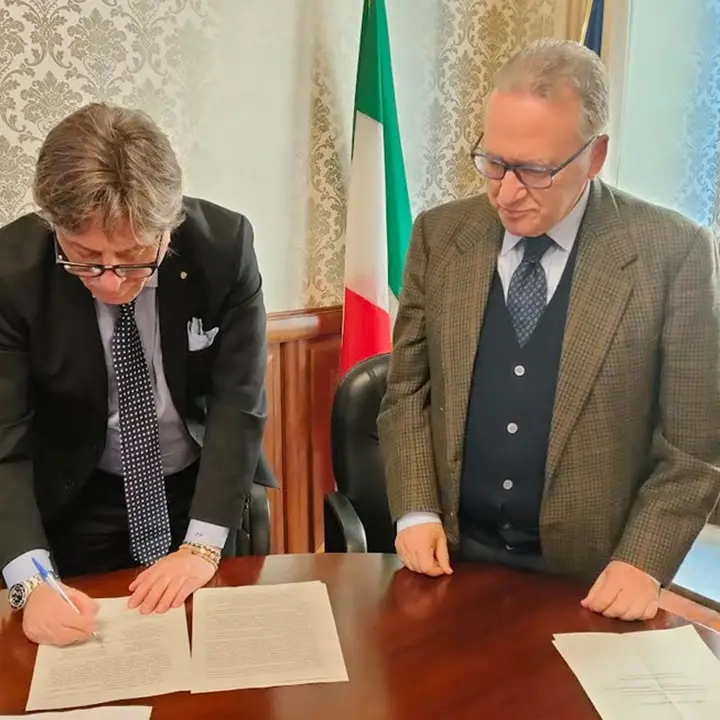 Contrasto ai reati ambientali: Camera di Commercio Vibo e Carabinieri Forestali siglano un accordo