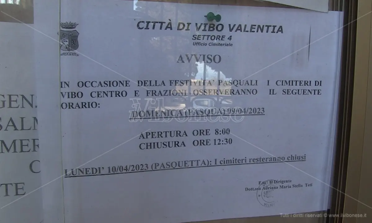Pasqua con l'orologio in mano per i cimiteri di Vibo ed a Pasquetta tutto chiuso per carenza di personale - Video