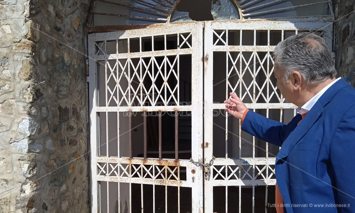 Quegli ulteriori 800mila euro per l'ascensore di Pizzo, il sindaco: «Pronto entro l'estate 2024» - Video