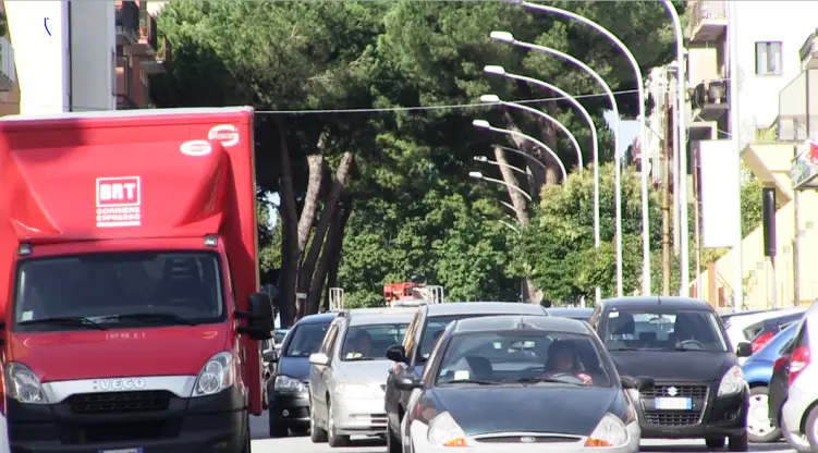 Vibo senza un «piano della mobilità e con scelte politiche inadeguate». Barbuto attacca il Comune