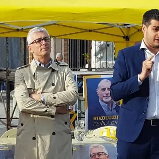 Accuse di frode fiscale, Morra silura Tucci: «Si autosospenda»