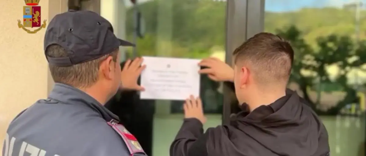 Vibo, pregiudicati in locale del centro: la polizia lo chiude per sette giorni