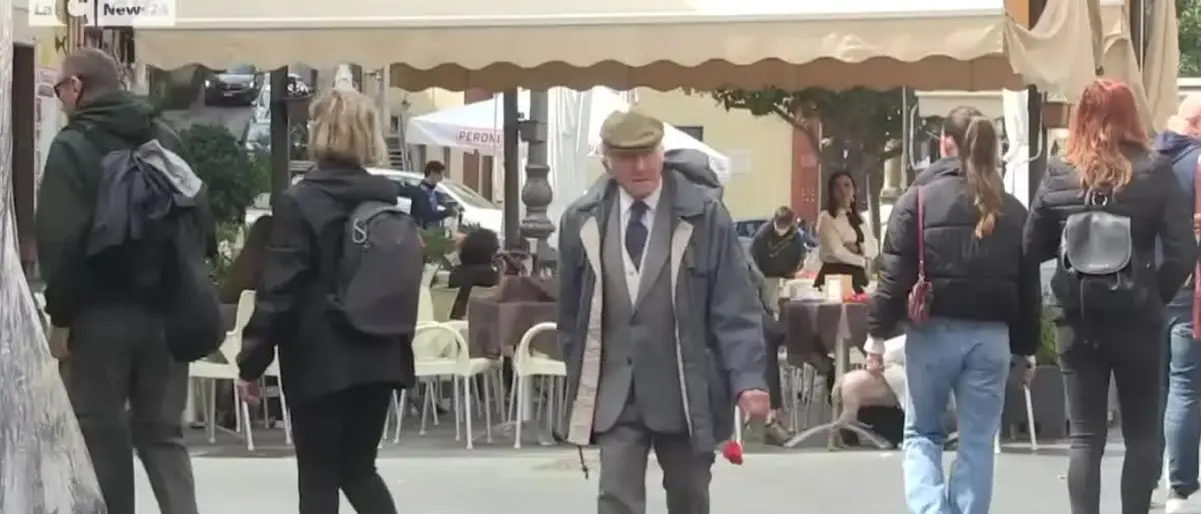 Festa della Liberazione, il ponte che apre la stagione turistica a Pizzo - Video