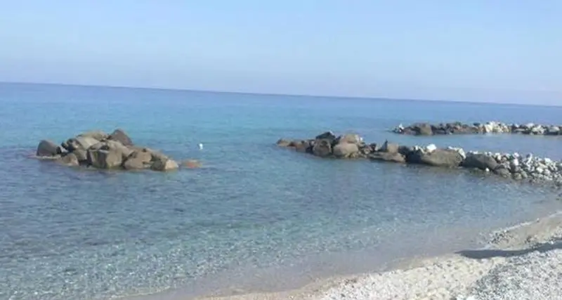 Ricadi,\u00A0mare fuori dai parametri a Torre Ruffa: scatta il divieto di balneazione in uno dei tratti più frequentati\n