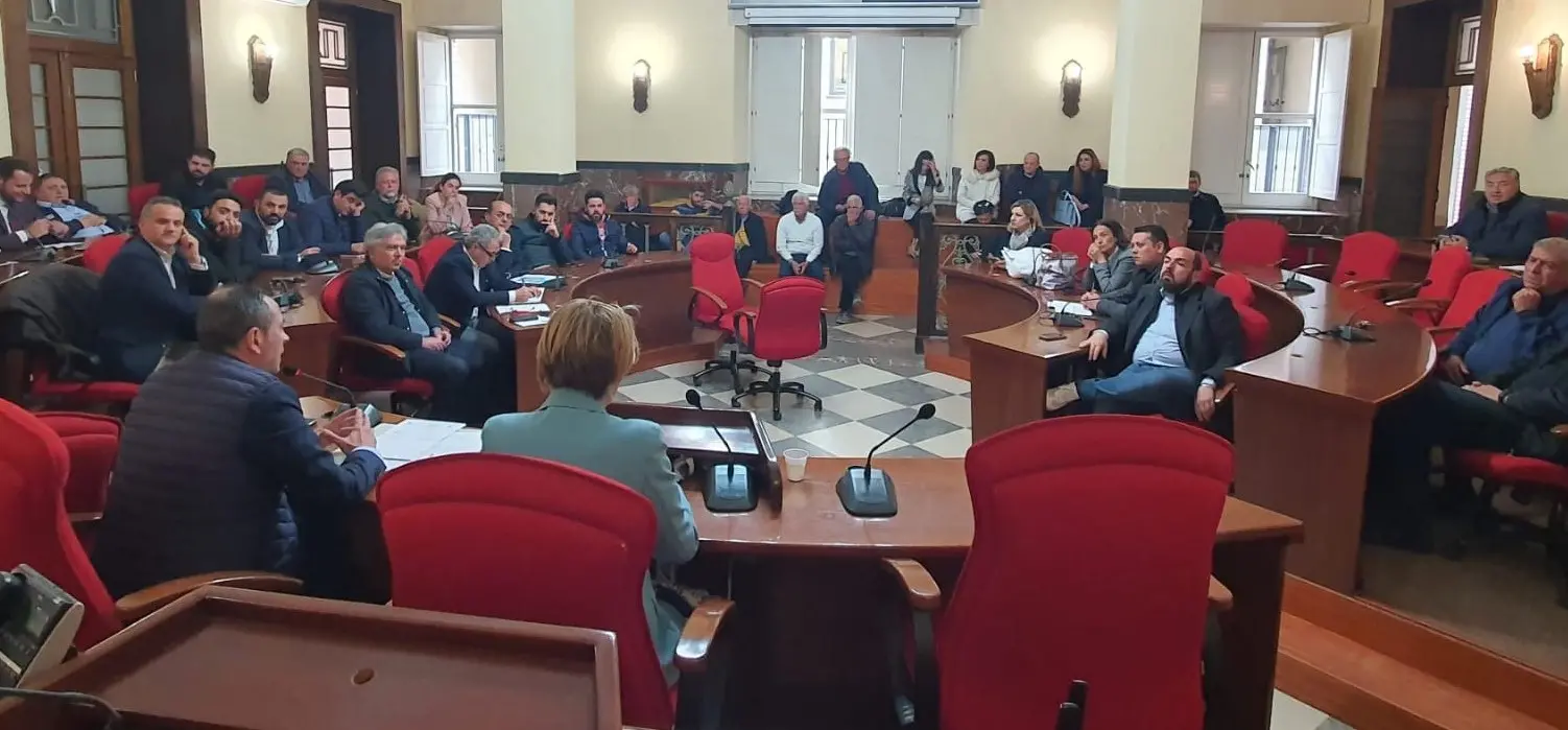 Vibo, Conferenza dei sindaci per trovare una soluzione sulle postazioni delle Guardie mediche