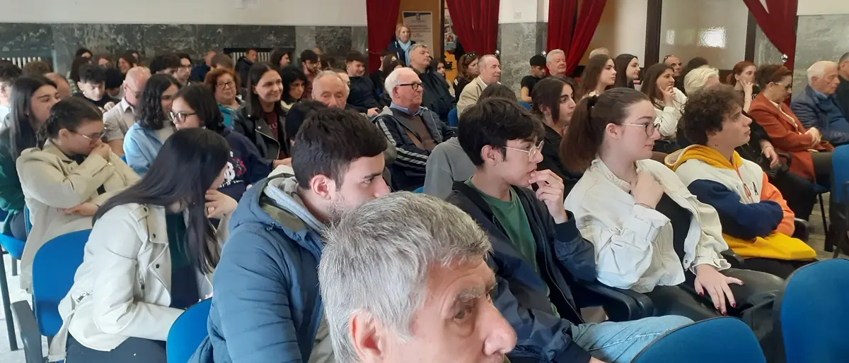 Vibo, gli studenti e l'autonomia differenziata: «Sogniamo un Sud che sia uguale al Nord»