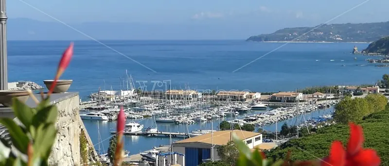 Tropea, vaccini anti-Covid in occasione della gara di vela Rotta dei ciclopi