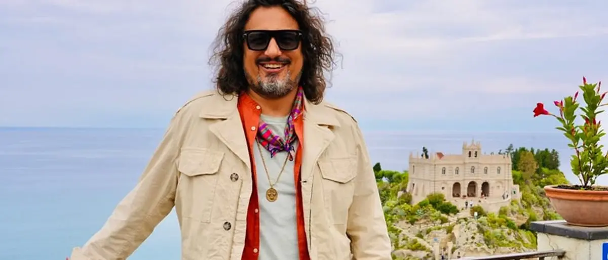 Alessandro Borghese torna a Tropea con \"4 Ristoranti\": «Qui spiagge fantastiche e sapori indimenticabili»