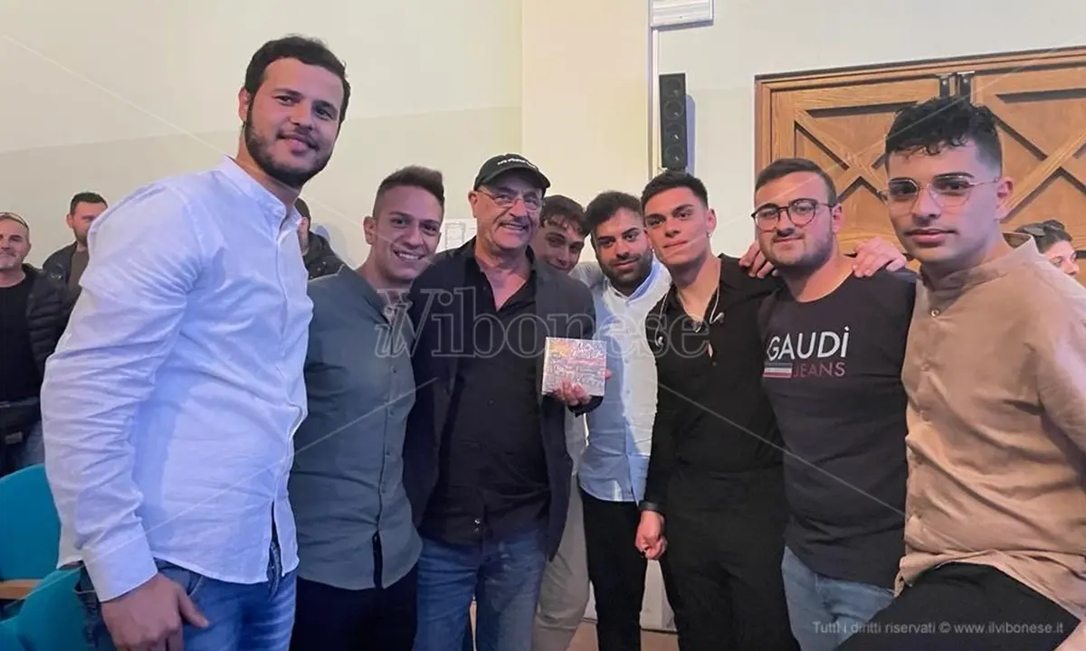 \"Nta sta Calabria\": ecco il singolo d'esordio del gruppo vibonese \"SonuAnticu\" - Video