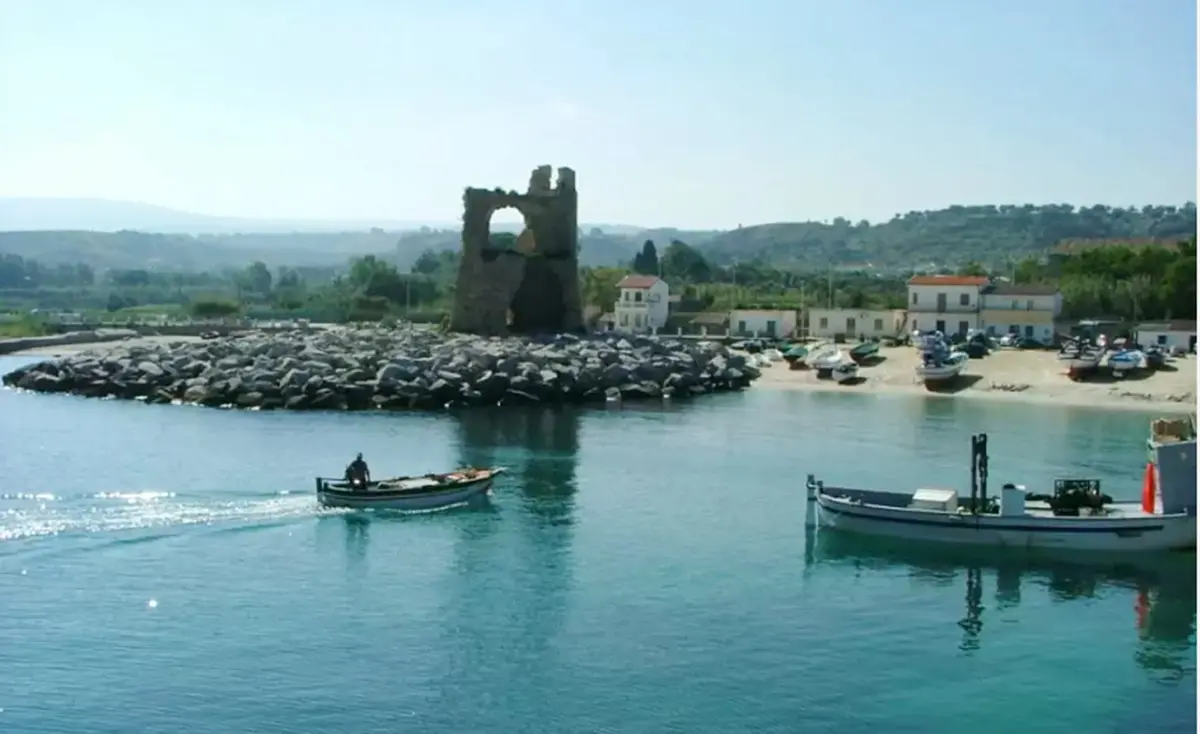 Inchiesta Maestrale, la Dda: «Ecco il \"prezzo\" della corruzione a Vibo per medico e dipendente Inps»