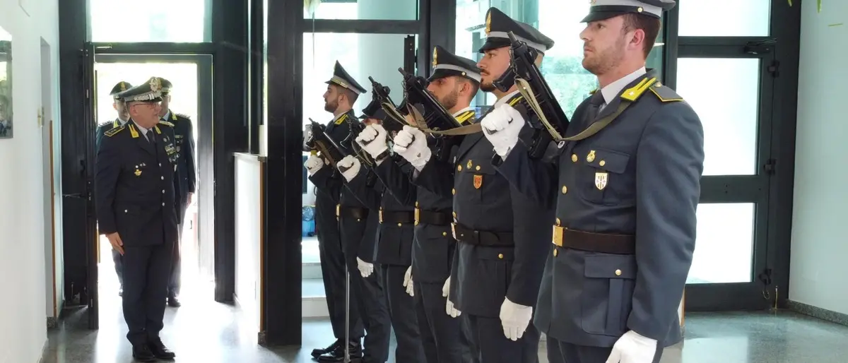 Guardia di finanza, il comandante regionale in visita a Vibo Valentia