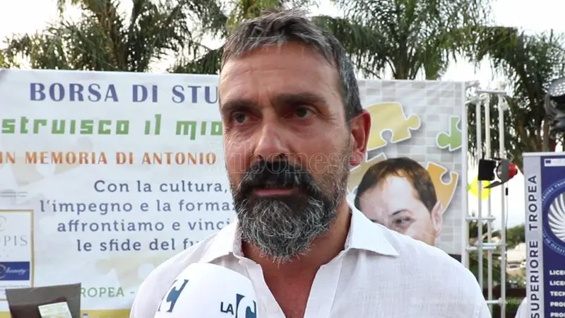 Scioglimento dei Comuni, l'ex sindaco di Tropea Macrì: «Norma da moderna inquisizione, Parlamento la riformi con urgenza»