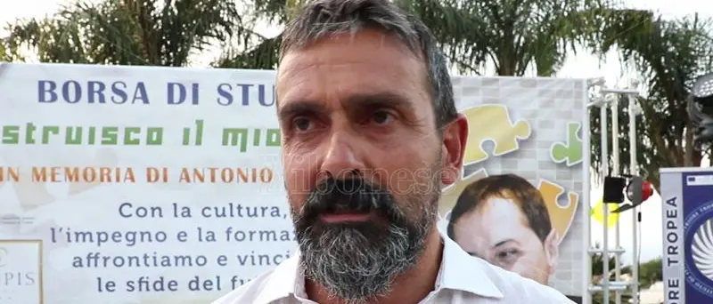 Balneazione a Tropea e Parghelia, Macrì: «Landro si assuma le sue responsabilità»