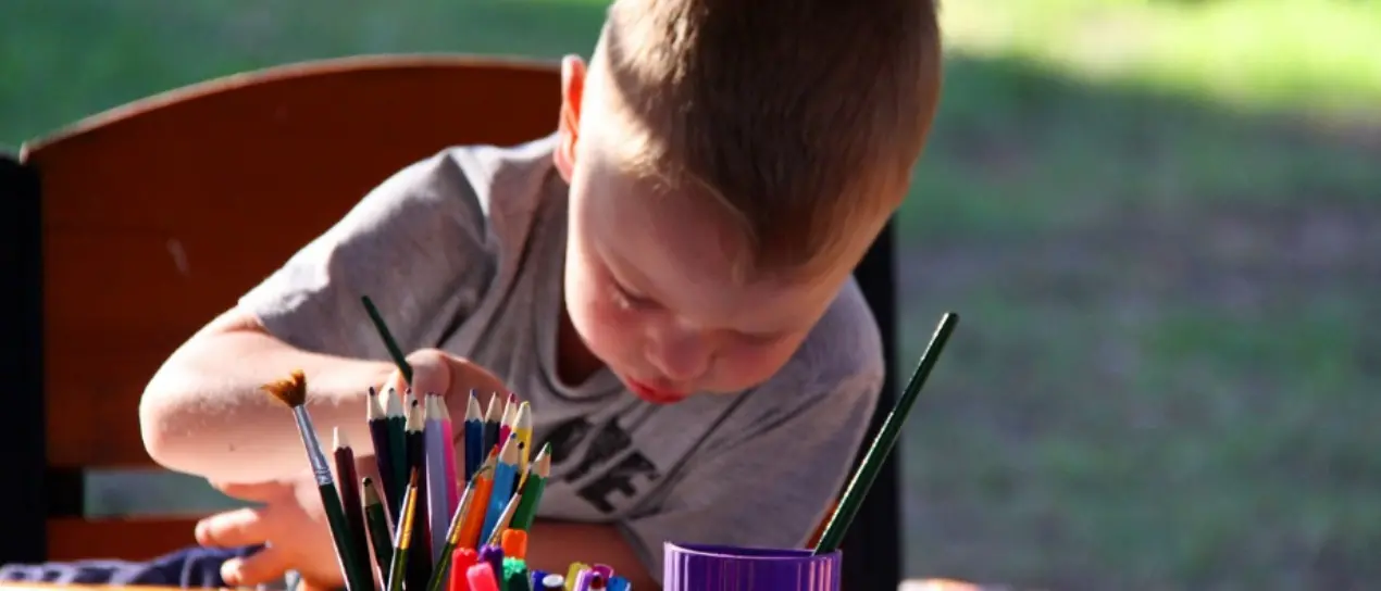 Terapie per bimbi e ragazzi autistici: passi in avanti per la realizzazione dei progetti a Nicotera, Pizzo e Serra