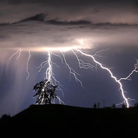 Meteo Cosenza, in arrivo un nuovo ciclone a metà settimana. Preoccupazione per le piogge\n