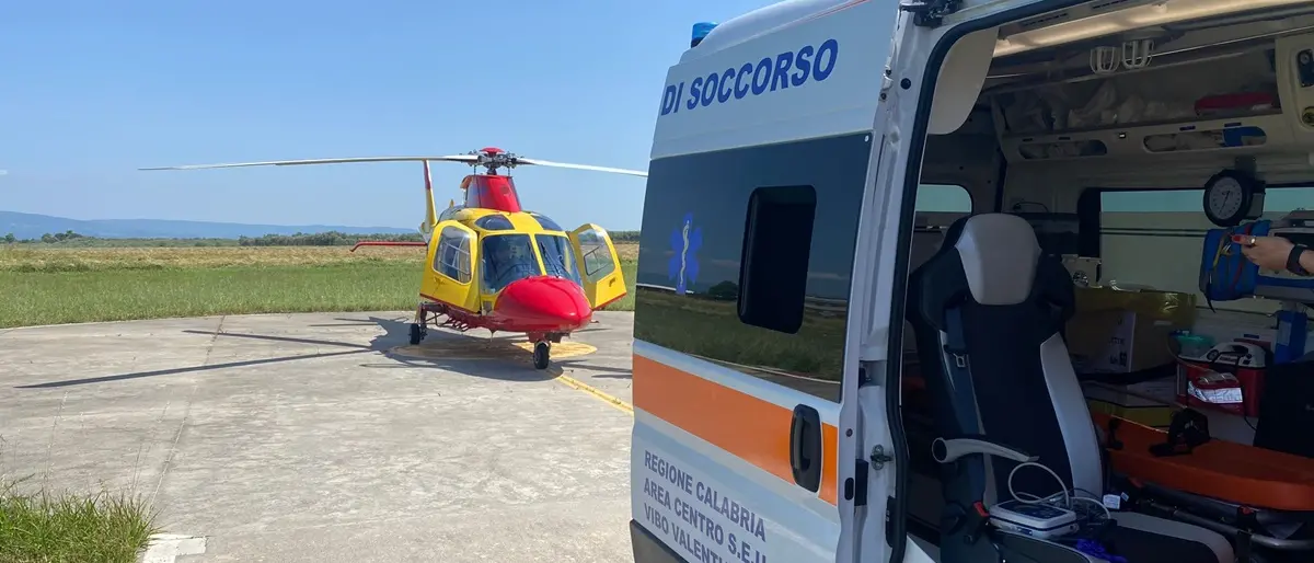 Tragedia nel Vibonese, migrante 21enne muore annegato mentre fa il bagno in mare: inutili i soccorsi