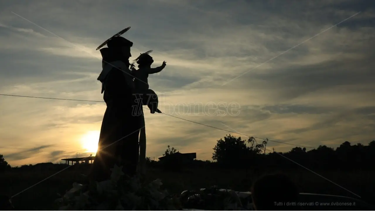 \"Sant'Antonio mio\", la devozione di Rombiolo nella nuova puntata di LaC Storie