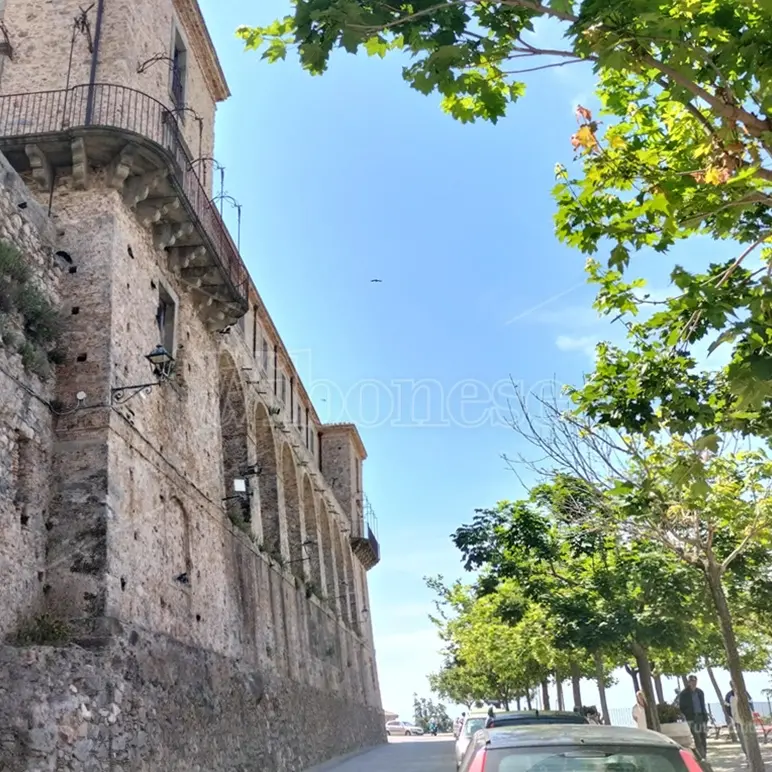 Castello Ruffo in vendita, Polito replica al sindaco di Nicotera: «Mai pensato che il Comune debba sborsare 3 milioni, ma la politica deve trovare soluzioni»
