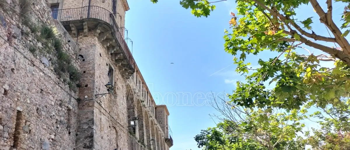 Castello Ruffo in vendita, Polito replica al sindaco di Nicotera: «Mai pensato che il\u00A0Comune debba sborsare 3 milioni, ma la politica deve trovare soluzioni»\n