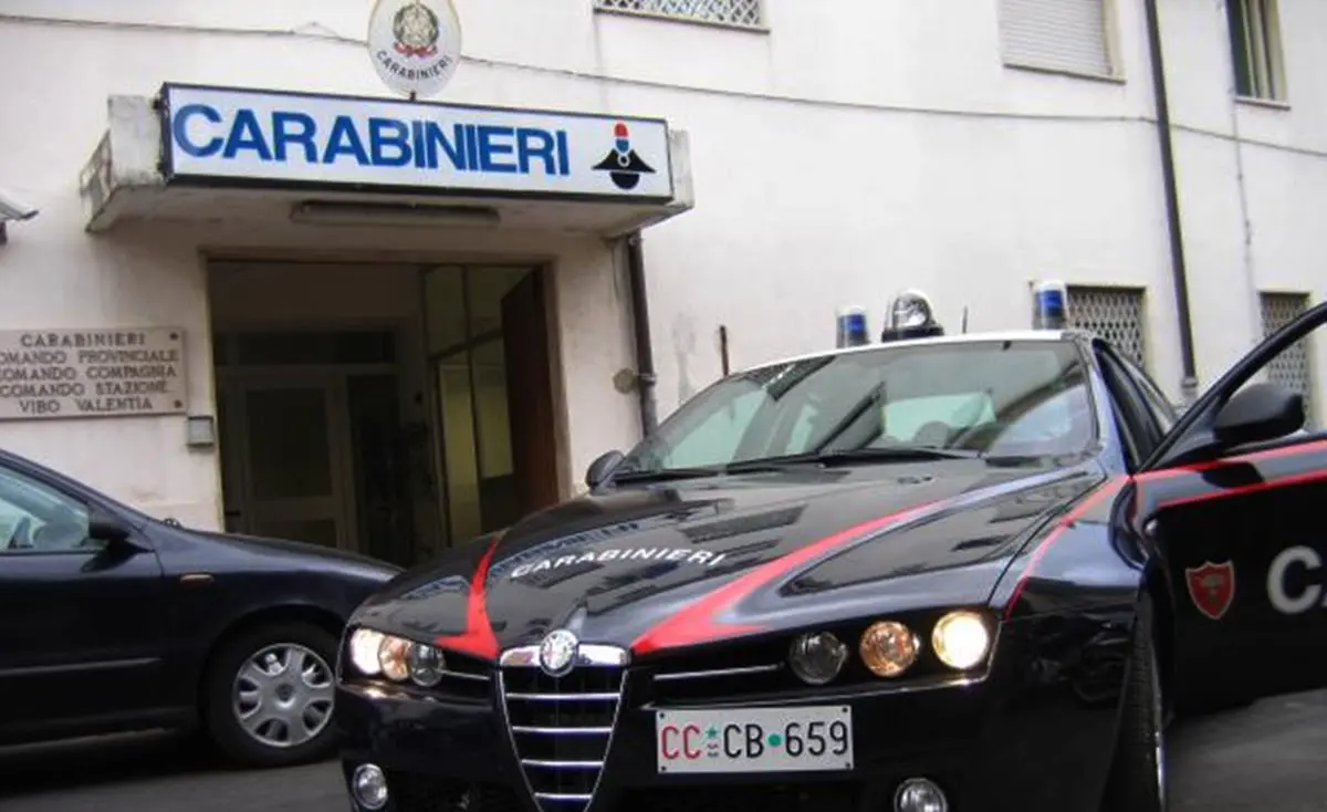 Trappola sui social a Vibo: sequestrato, picchiato e rapinato da chi l’aveva adescato. Tre condanne in primo grado