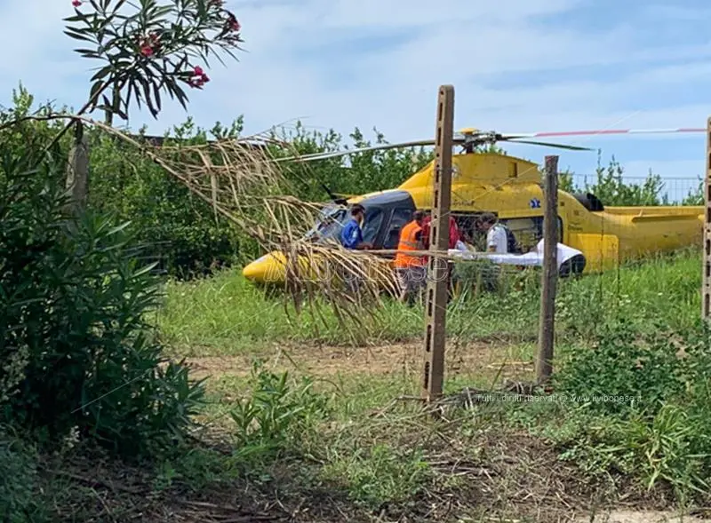 Maierato, precipita con il parapendio: interviene l'elisoccorso
