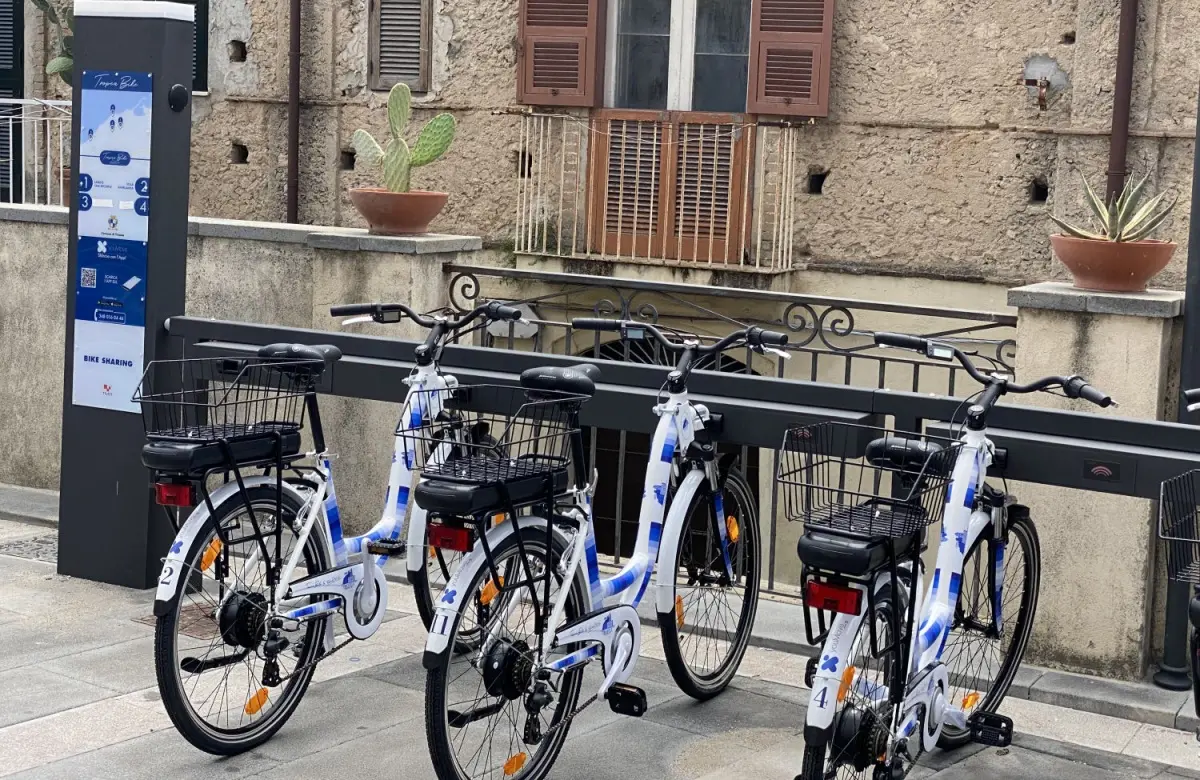 A Tropea arriva il bike sharing: il Comune cerca un operatore per la gestione del servizio