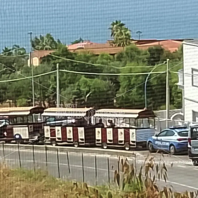 Capo Vaticano: sequestrato un trenino che porta i turisti a Grotticelle