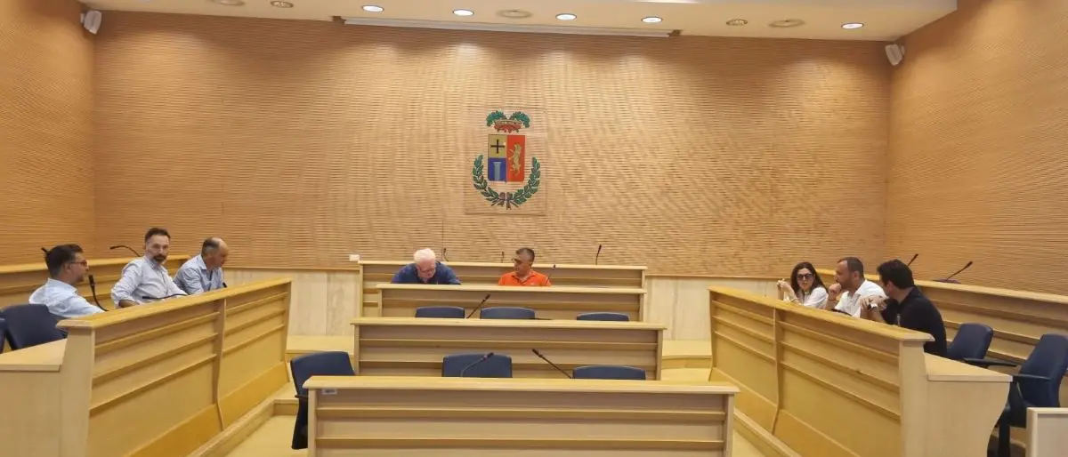 Provincia di Vibo: slitta la discussione sul Bilancio di previsione e 5 consiglieri scrivono al prefetto