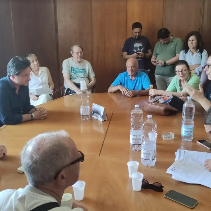 Rubinetti a secco e acqua non potabile a Vibo: scoppia la protesta dei cittadini - Video