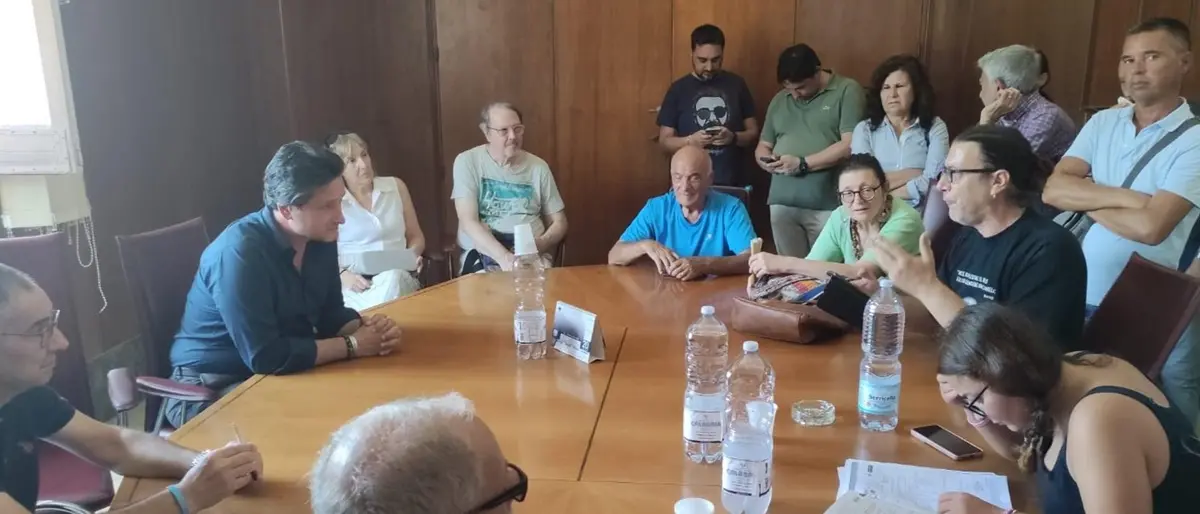 Rubinetti a secco e acqua non potabile a Vibo: scoppia la protesta dei cittadini - Video