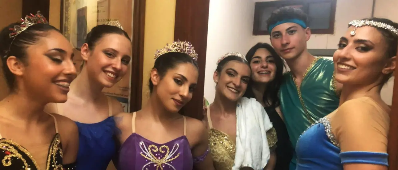 Vibo e Lamezia, primi posti e prestigiose borse di studio per gli allievi della scuola di danza Ruskaja