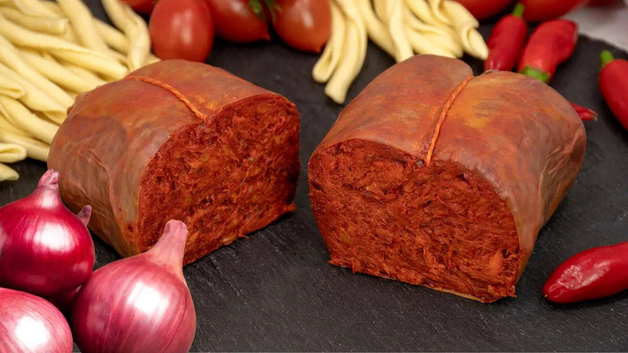 La 'nduja sale in cattedra: a Spilinga apre i battenti l’Accademia di cucina mediterranea