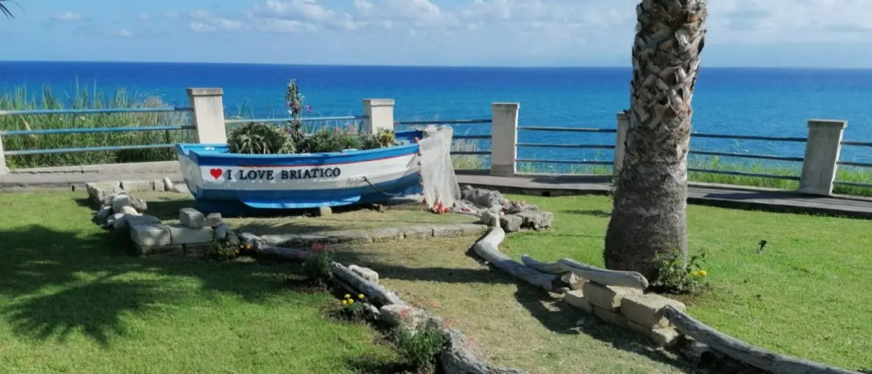 Turismo e tradizioni, l’impegno dell’Associazione commercianti per promuovere Briatico