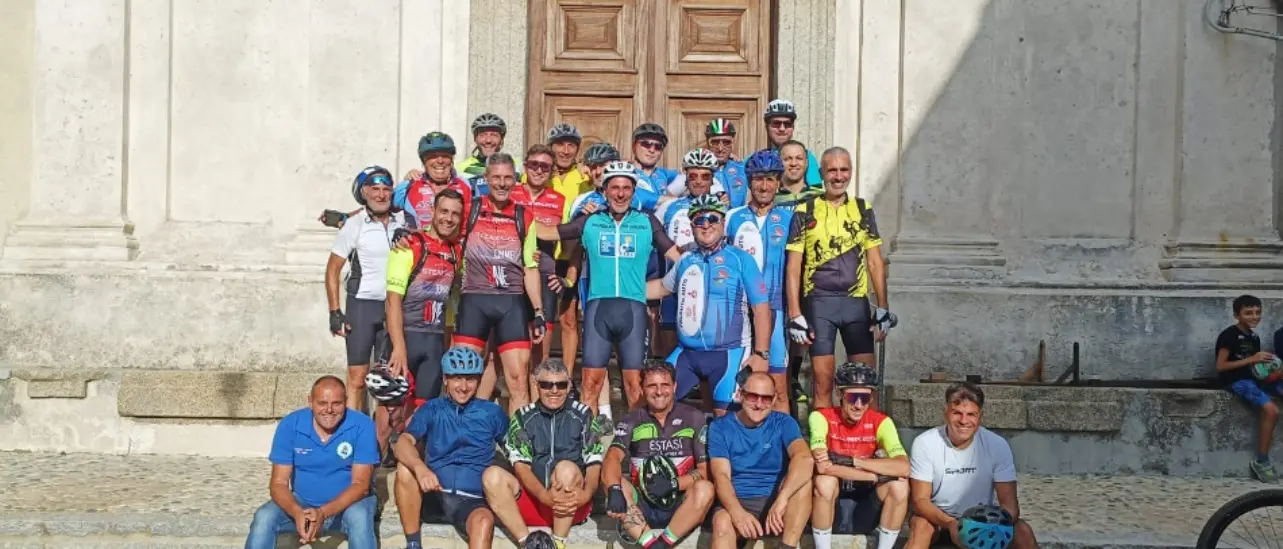 Pedalata per la ricerca, a Limbadi la tappa conclusiva dell’impresa di Mimmo Aquilano