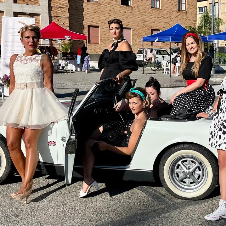 Vibo Valentia rivive gli anni ’50 grazie al festival “Vibo Vintage” - Video
