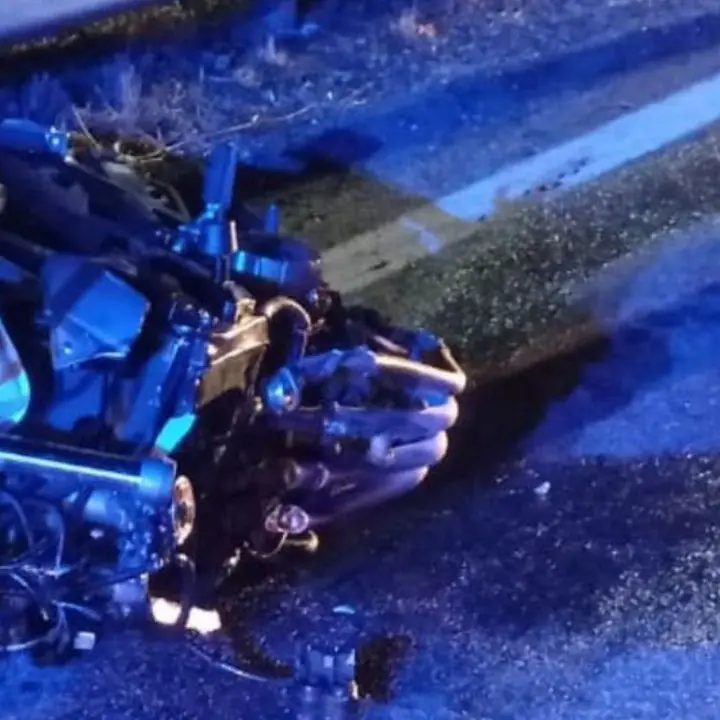 Scontro moto-auto, un morto nell’incidente sulla 107 crotonese