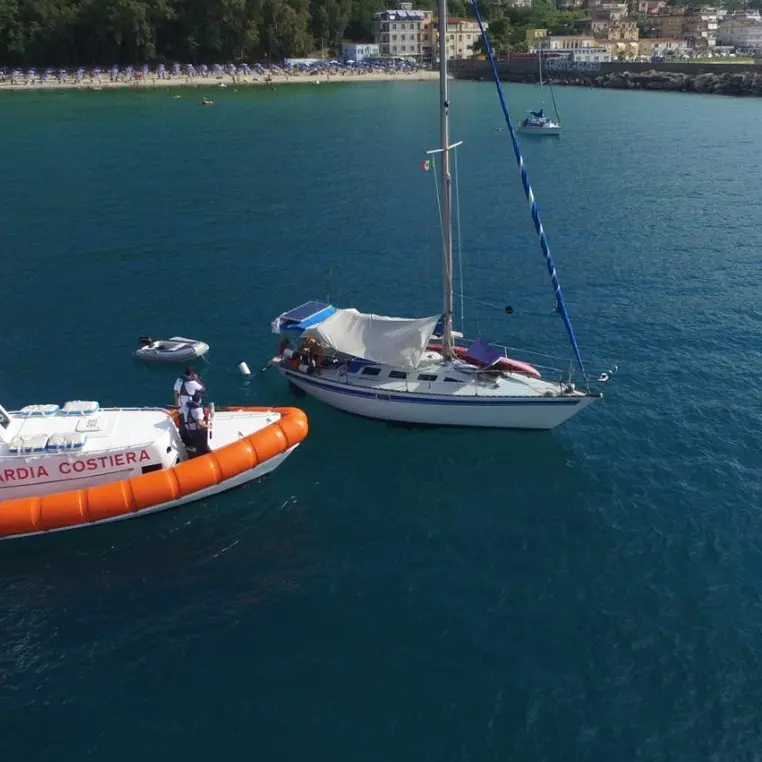 Diportisti irregolari nelle acque vibonesi: multe per oltre 6mila euro - Video